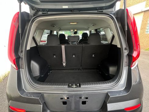 Used 2021 Kia Soul S FWD image 10