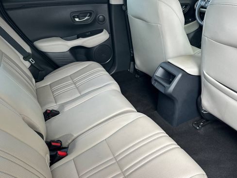 Used 2024 Honda HR-V EX-L image 19