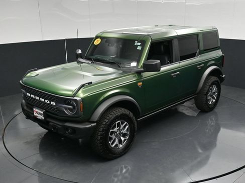 Used 2025 Ford Bronco Badlands AWD/4WD image 51