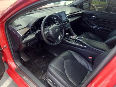 Used 2022 Toyota Avalon Limited image 16