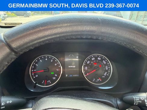 Used 2021 Toyota RAV4 XLE Premium FWD image 15