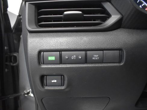 Certified 2023 Nissan Sentra S FWD image 16