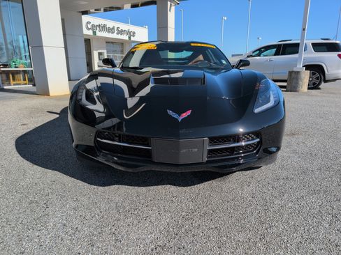 Used 2018 Chevrolet Corvette Stingray Coupe w/ 3LT Preferred Equipment Group image 11
