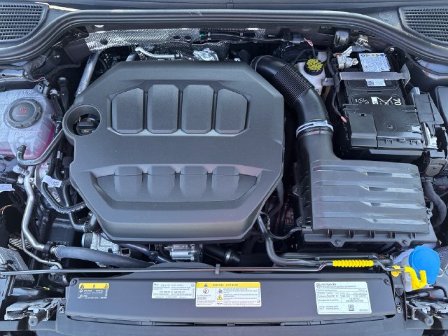 New 2026 Volkswagen GTI SE FWD image 31