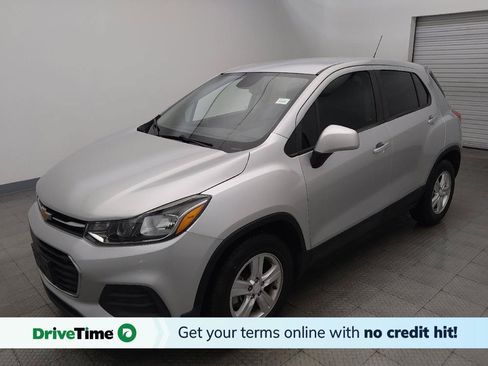 Used 2020 Chevrolet Trax LS w/ Tint and Cruise Package FWD image 1