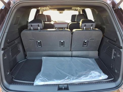 New 2026 Chevrolet Traverse RS w/ LPO, Floor Liner Package image 27