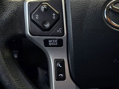 Used 2019 Toyota Tundra SR5 w/ SR5 Upgrade Package AWD/4WD image 30