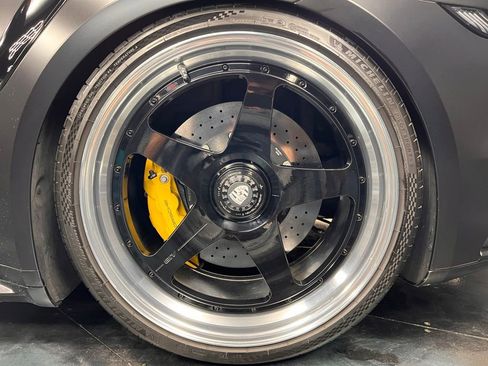 Used 2021 Porsche 911 Turbo S image 30