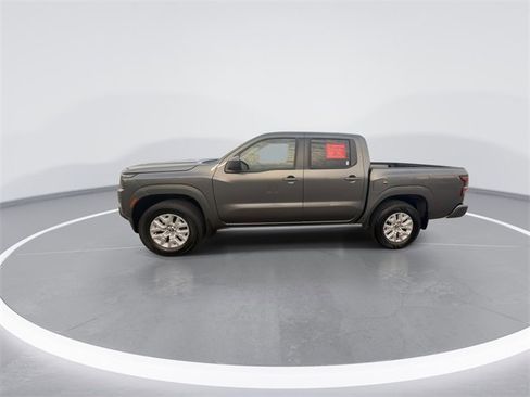 Certified 2022 Nissan Frontier SV image 5