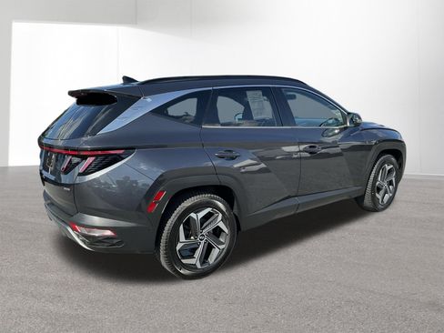 Used 2022 Hyundai Tucson Limited AWD/4WD image 3