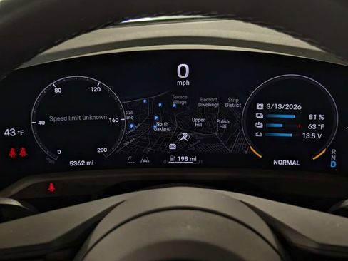 Used 2023 Porsche Taycan 4S image 45