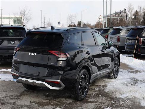 Used 2025 Kia Sportage SX image 5