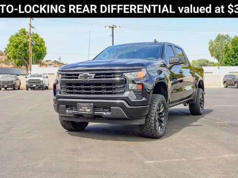 Used 2023 Chevrolet Silverado 1500 Custom RWD image 2