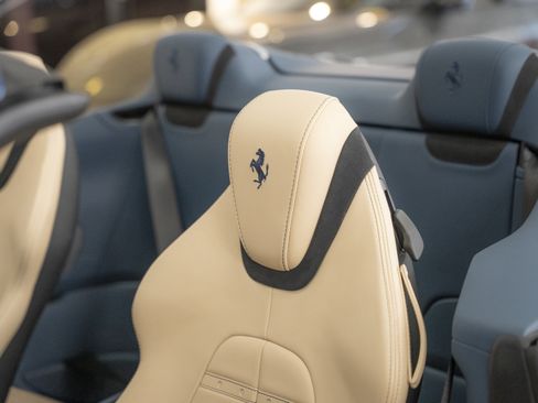 Certified 2025 Ferrari Roma Spider image 34