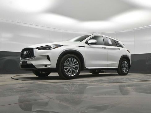 Used 2023 INFINITI QX50 Luxe AWD/4WD image 30