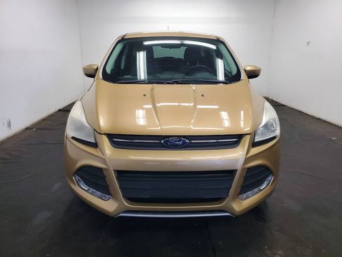 Used 2015 Ford Escape SE AWD/4WD image 2