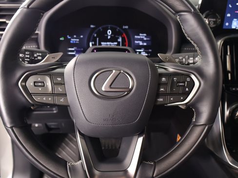 Used 2026 Lexus LX 700h Luxury w/ Appearance Package AWD/4WD image 3