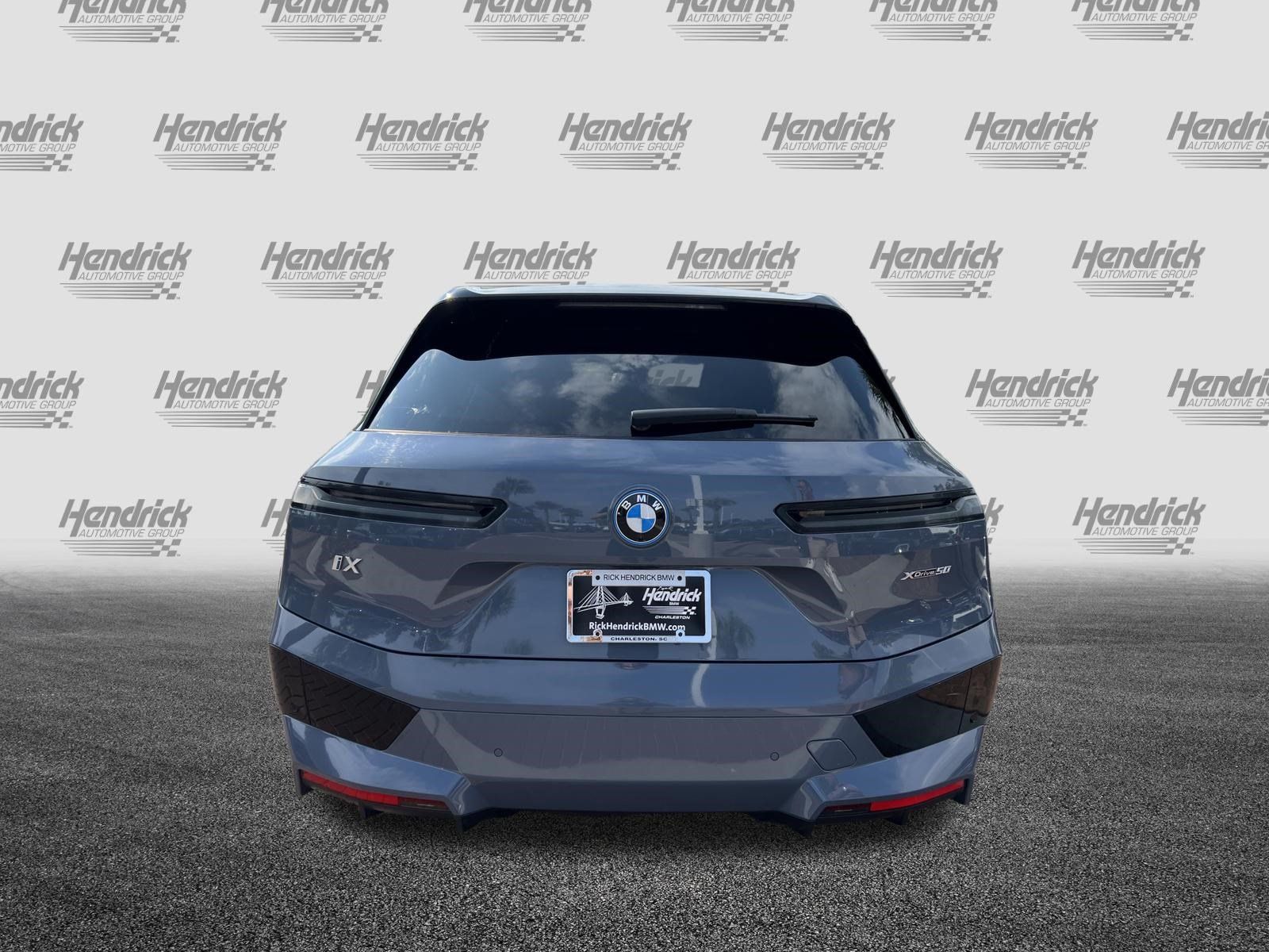 Used 2024 BMW iX xDrive50 w/ Premium Package AWD/4WD image 6