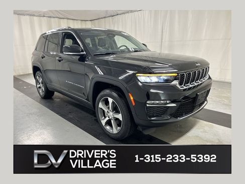 Used 2023 Jeep Grand Cherokee Limited w/ Luxury Tech Group II image 1