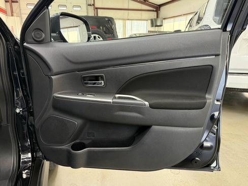 Used 2021 Mitsubishi Outlander Sport SE AWD/4WD image 14