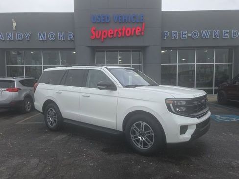 Used 2025 Ford Expedition Active image 1