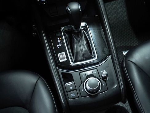 Used 2019 MAZDA CX-5 Touring image 19