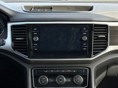 Used 2018 Volkswagen Atlas SEL image 15