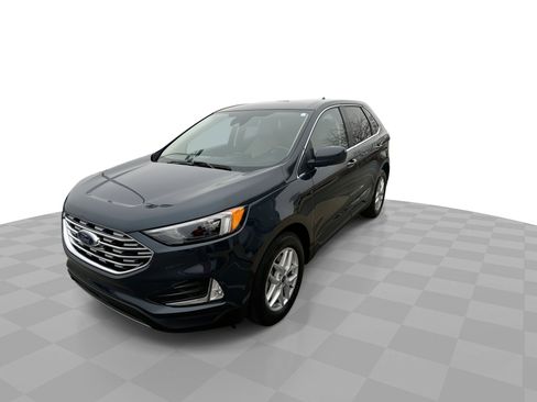 Used 2022 Ford Edge SEL w/ Convenience Package image 4