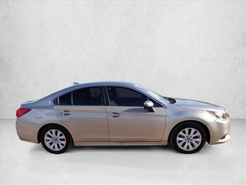 Used 2017 Subaru Legacy 2.5i Premium AWD/4WD image 5