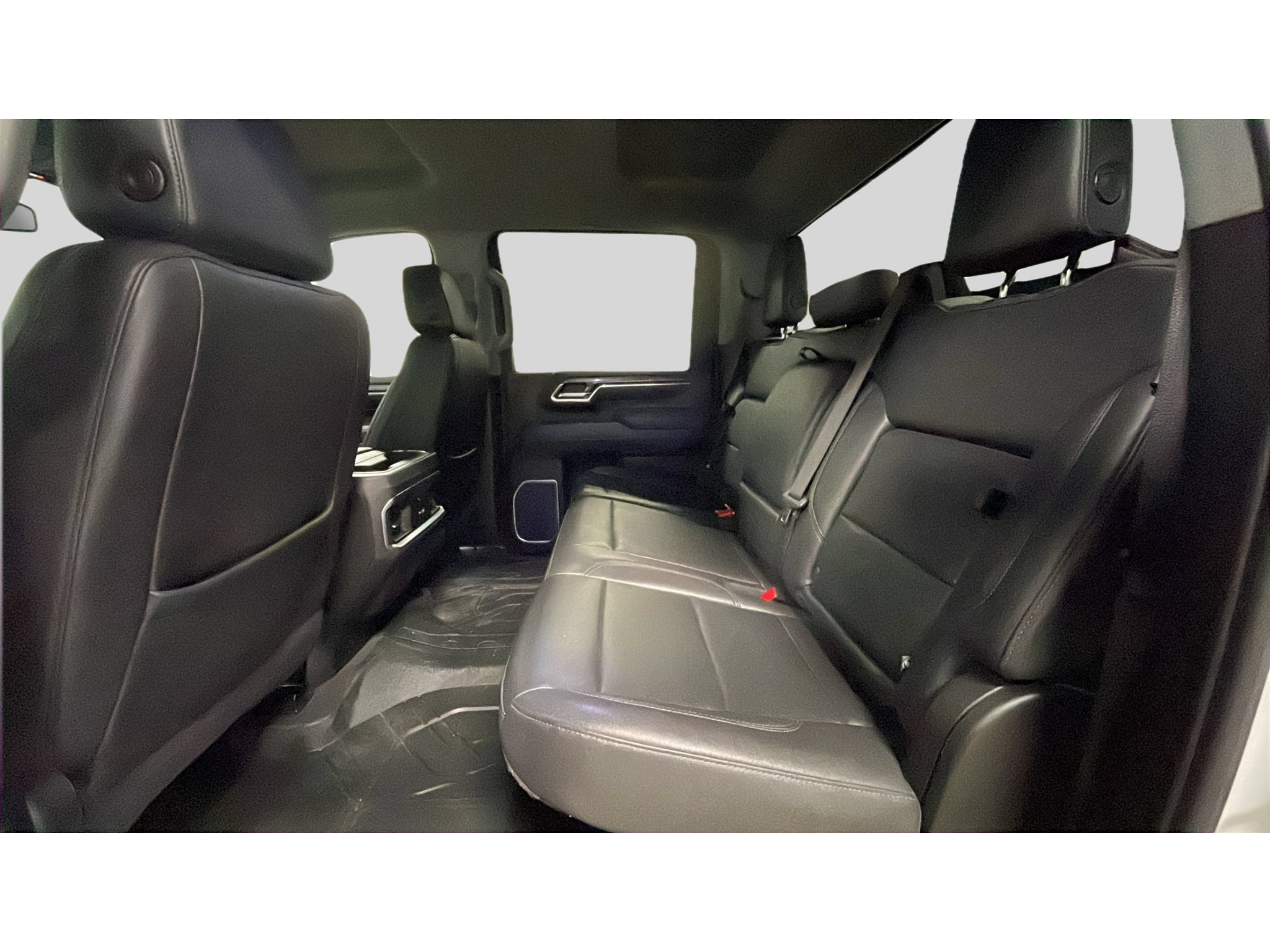 Used 2024 Chevrolet Silverado 2500 LTZ w/ LTZ Convenience Package AWD/4WD image 15