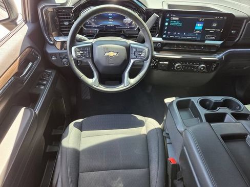 Certified 2024 Chevrolet Silverado 1500 LT w/ Convenience Package II AWD/4WD image 12
