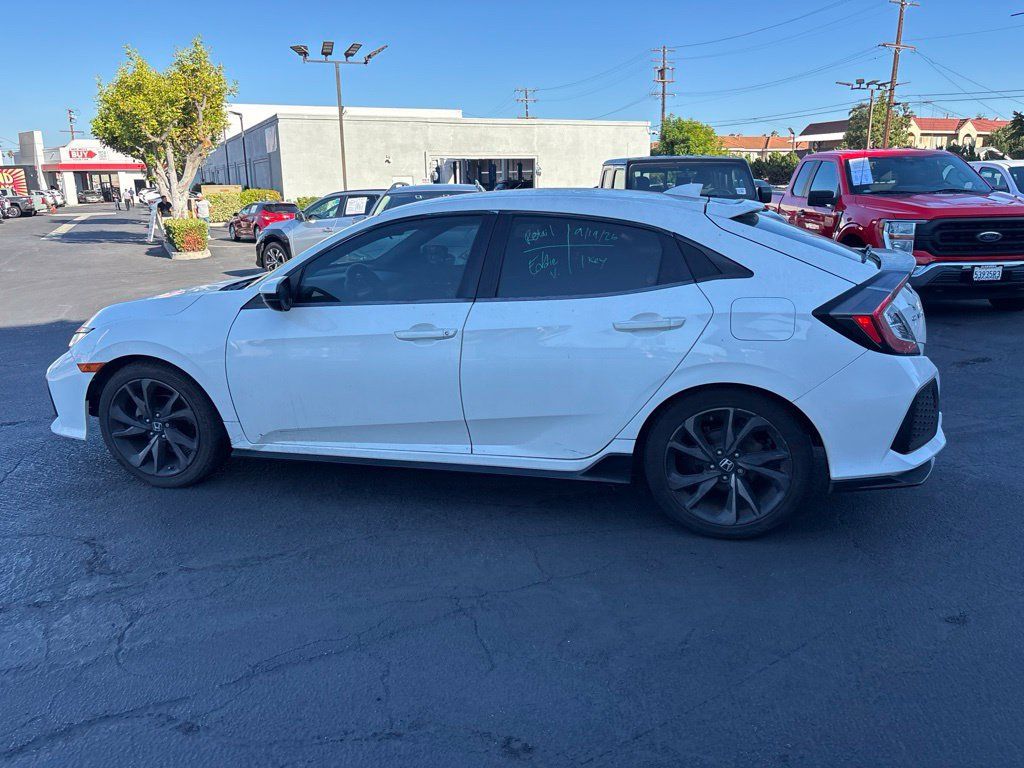Used 2017 Honda Civic Sport image 7