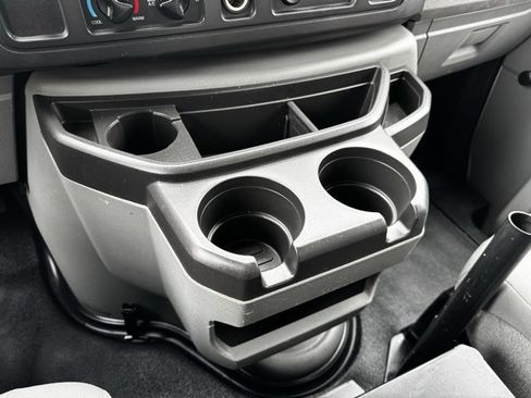 Used 2012 Ford E-250 and Econoline 250 image 6