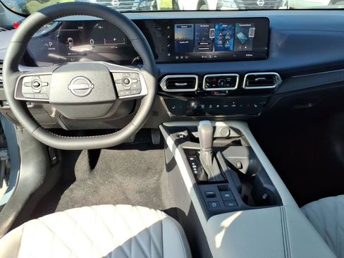 New 2026 Nissan Sentra SL image 9