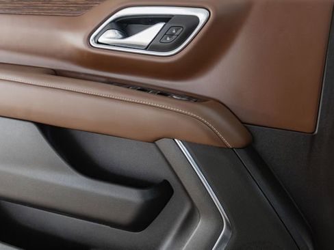 Used 2023 Chevrolet Tahoe High Country image 24