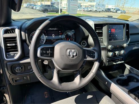 Used 2022 RAM 1500 Big Horn AWD/4WD image 13
