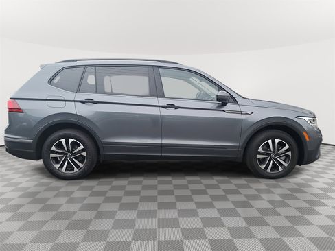 Used 2023 Volkswagen Tiguan S image 4