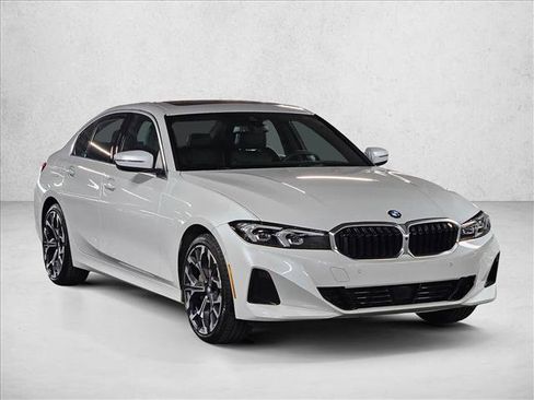 Certified 2025 BMW 330i Sedan w/ M Sport Package image 3