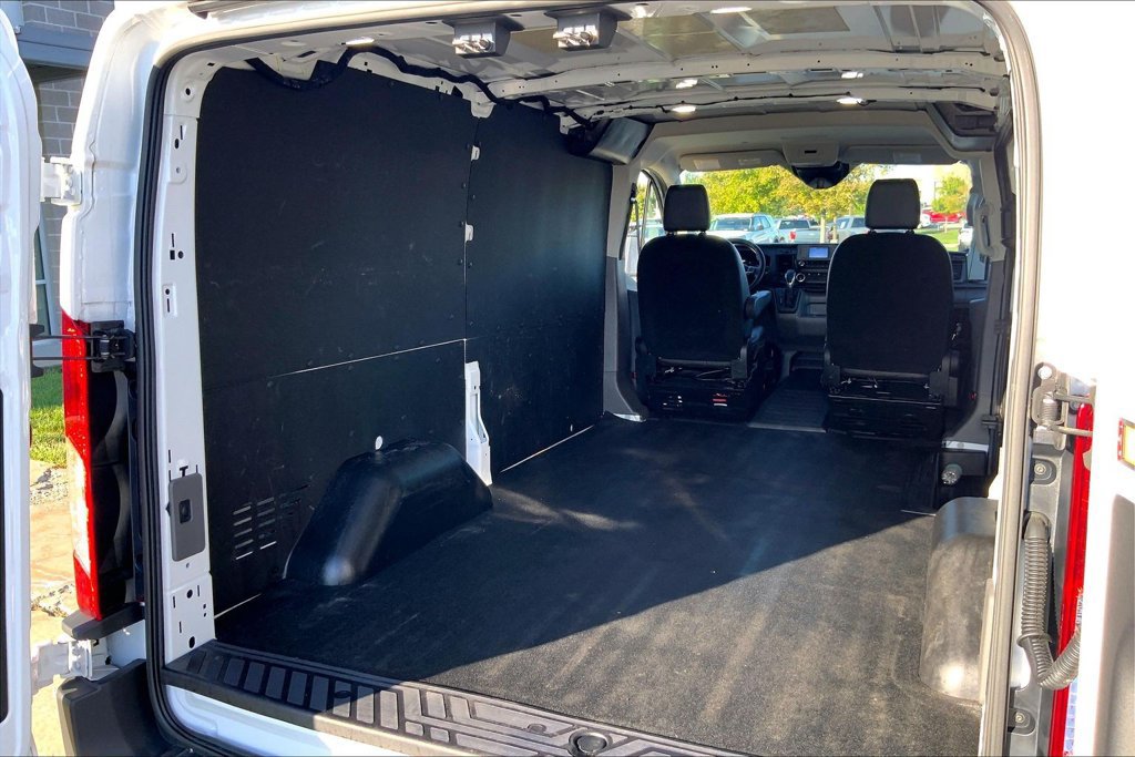 Used 2024 Ford Transit 250 Low Roof w/ Load Area Protection Package RWD image 6
