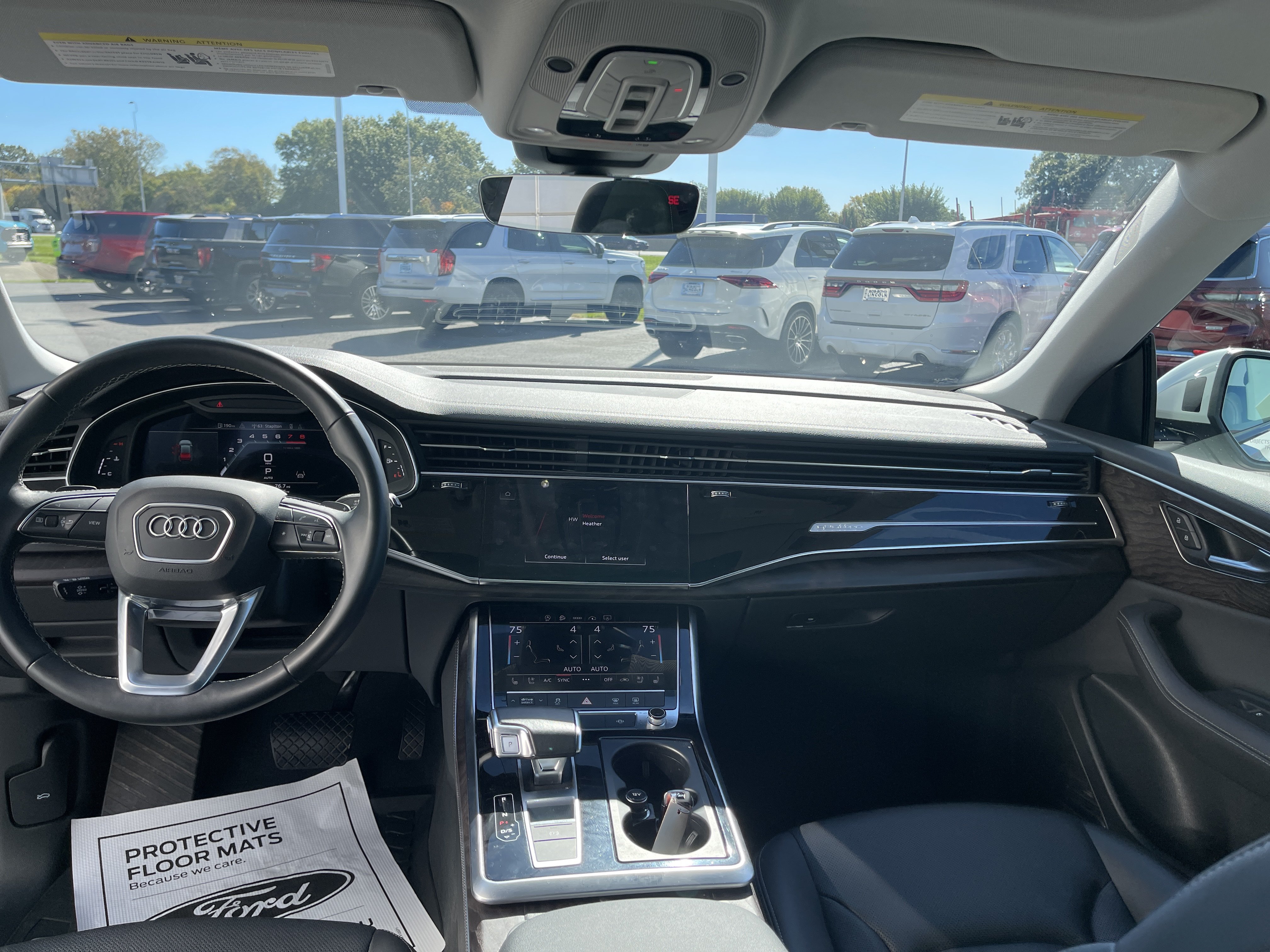 Used 2023 Audi Q8 Premium Plus AWD/4WD image 7