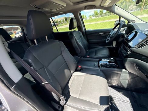 Used 2022 Honda Pilot Elite image 43
