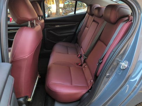 Used 2023 MAZDA MAZDA3 s image 25