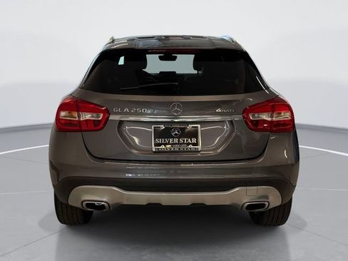 Used 2018 Mercedes-Benz GLA 250 4MATIC w/ Premium Package image 5