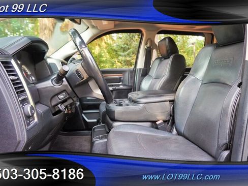 Used 2014 RAM 2500 Laramie w/ Black Appearance Group AWD/4WD image 2