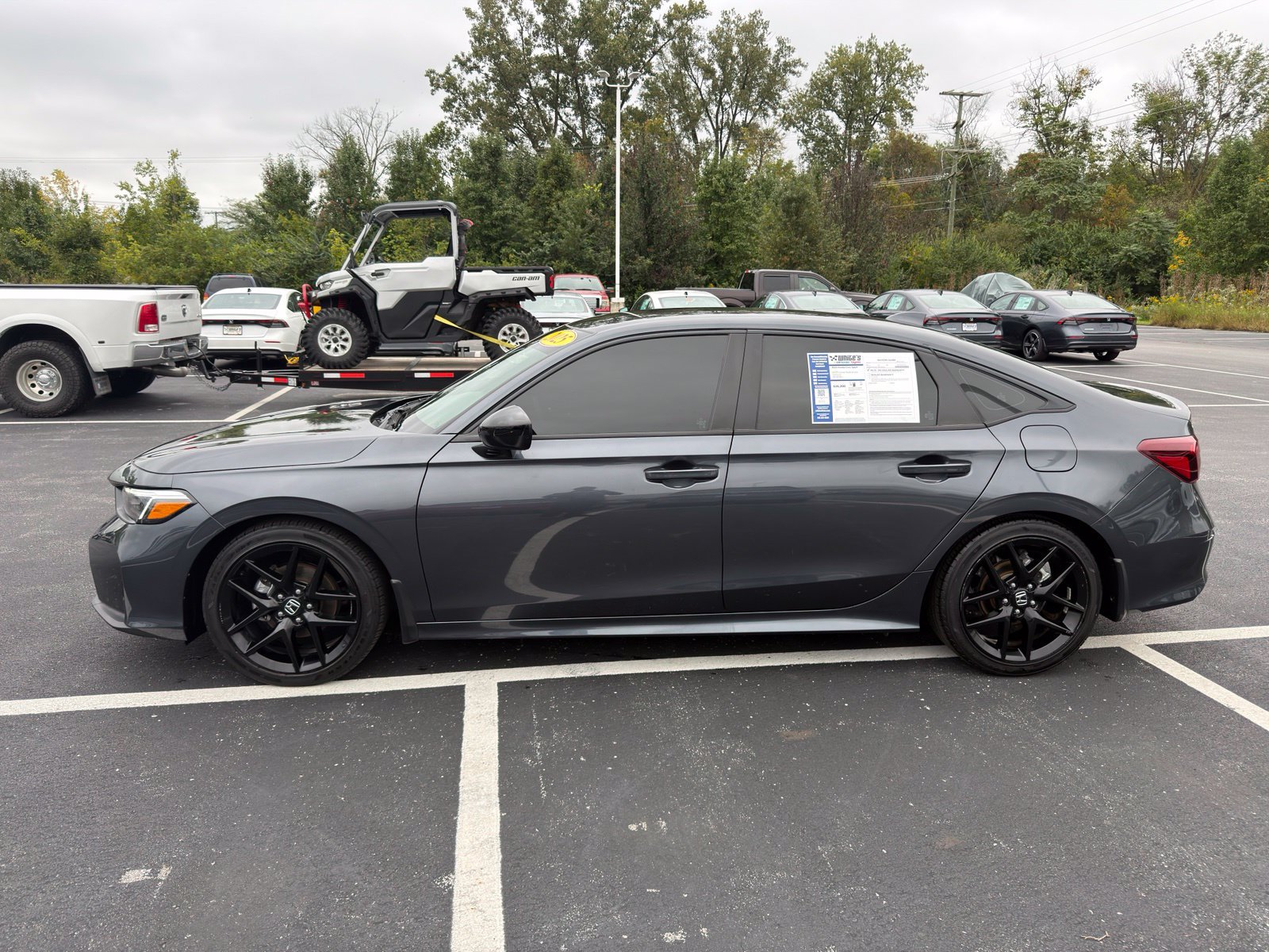 Used 2025 Honda Civic Sport image 3