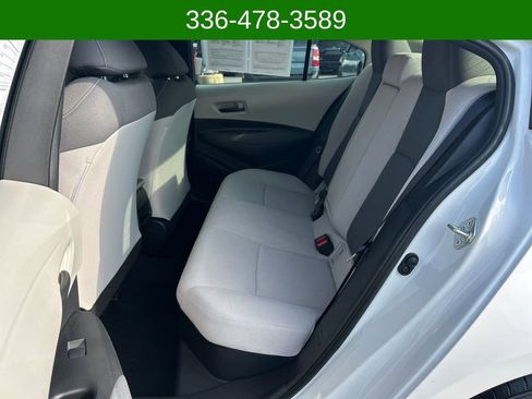 Used 2022 Toyota Corolla LE FWD image 25