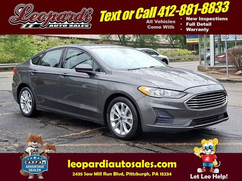 Used 2019 Ford Fusion SE image 1