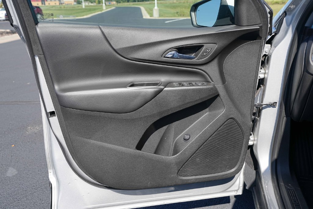 Used 2022 Chevrolet Equinox LT FWD image 27