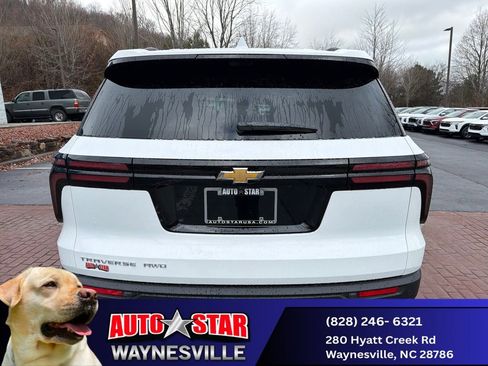 New 2026 Chevrolet Traverse LT w/ Driver Confidence Package image 4