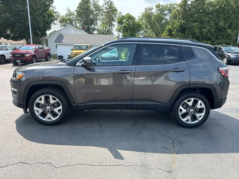 Used 2018 Jeep Compass Limited AWD/4WD image 6